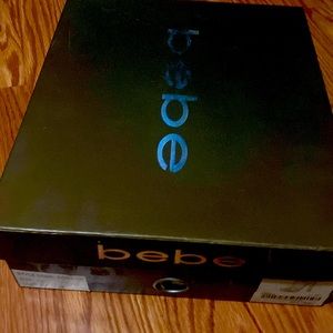 White Bebe heals brand new size 10